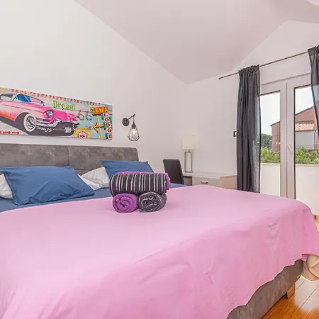 Hotel Lovely Home In Brodarica With Jacuzzi Brodarica (Sibenik-Knin)