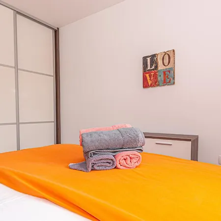 Hotel Lovely Home In Brodarica With Jacuzzi Brodarica (Sibenik-Knin)