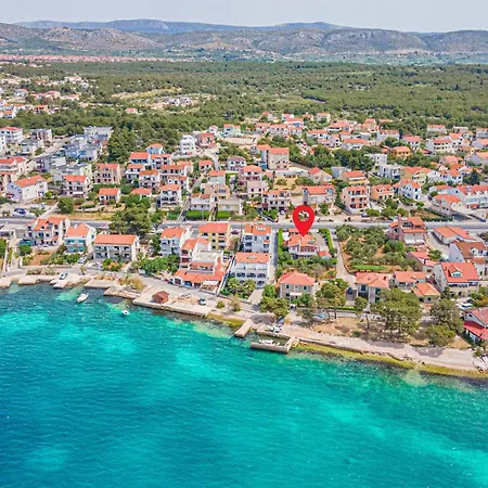 Hotel Lovely Home In Brodarica With Jacuzzi Brodarica (Sibenik-Knin)