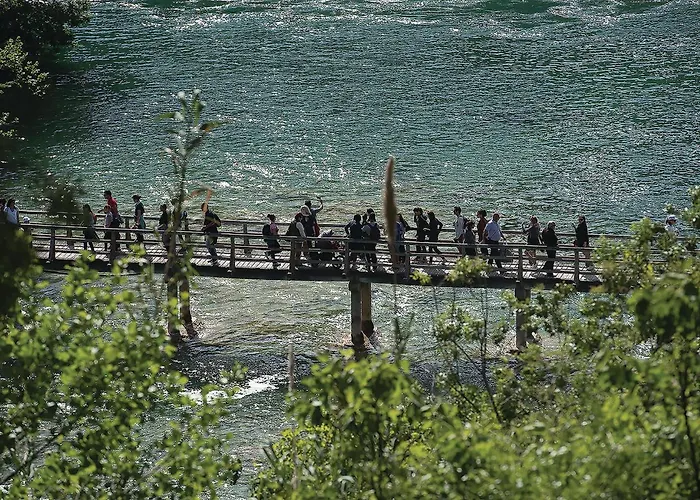 Vikendica Lovely Home In Brodarica With Jacuzzi